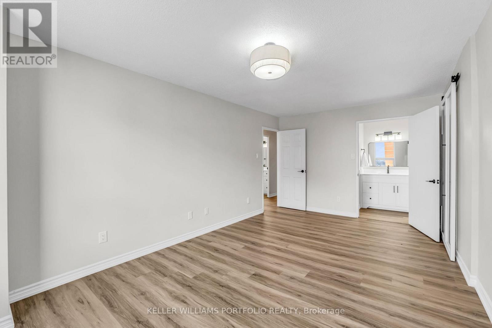 602 - 625 The West Mall, Toronto, ON - Indoor Photo Showing Other Room