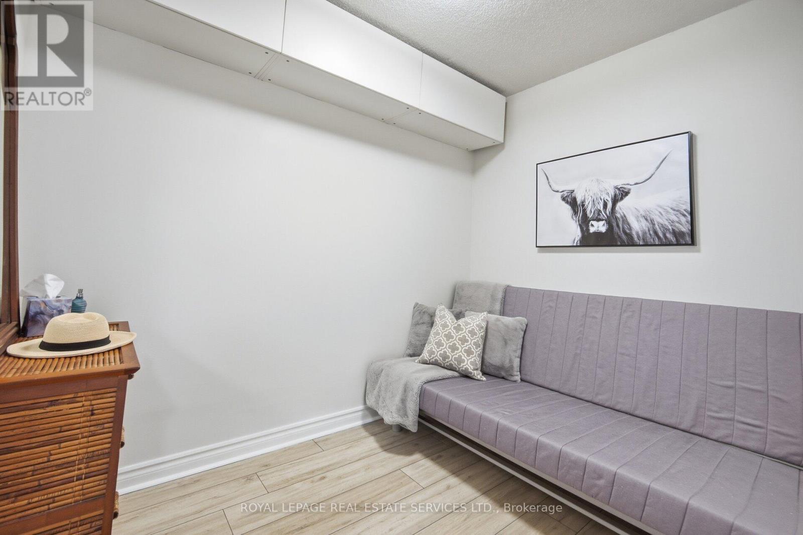 711 - 2464 Weston Road, Toronto, ON - Indoor Photo Showing Other Room