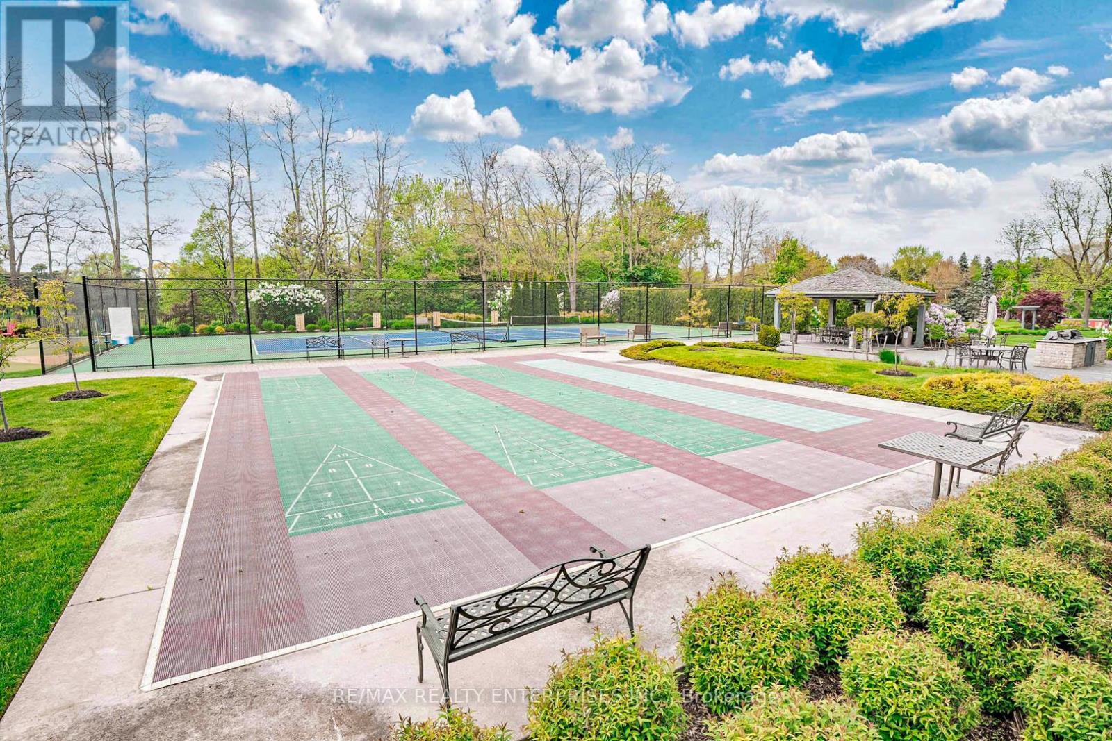 408 - 1400 Dixie Road, Mississauga, ON - Outdoor With View