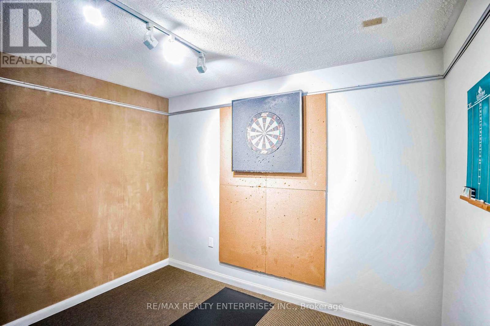 408 - 1400 Dixie Road, Mississauga, ON - Indoor Photo Showing Other Room