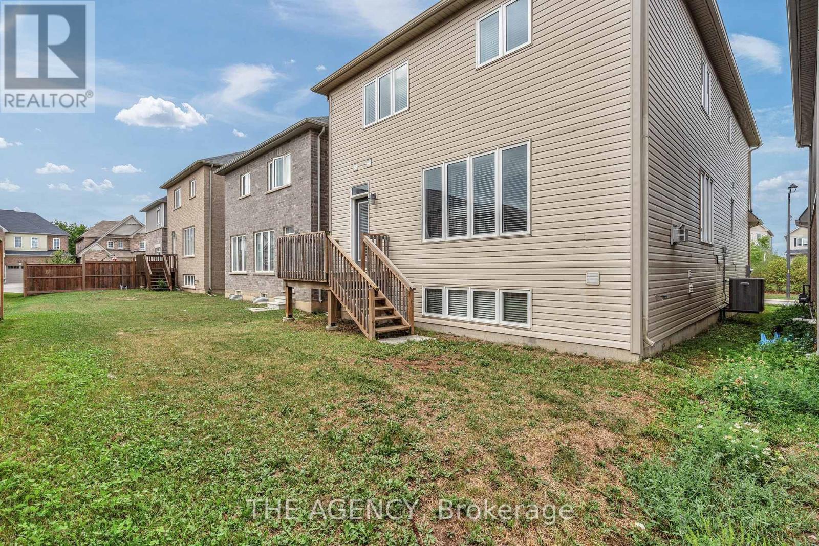 223 Thompson Road, Haldimand, ON - Outdoor