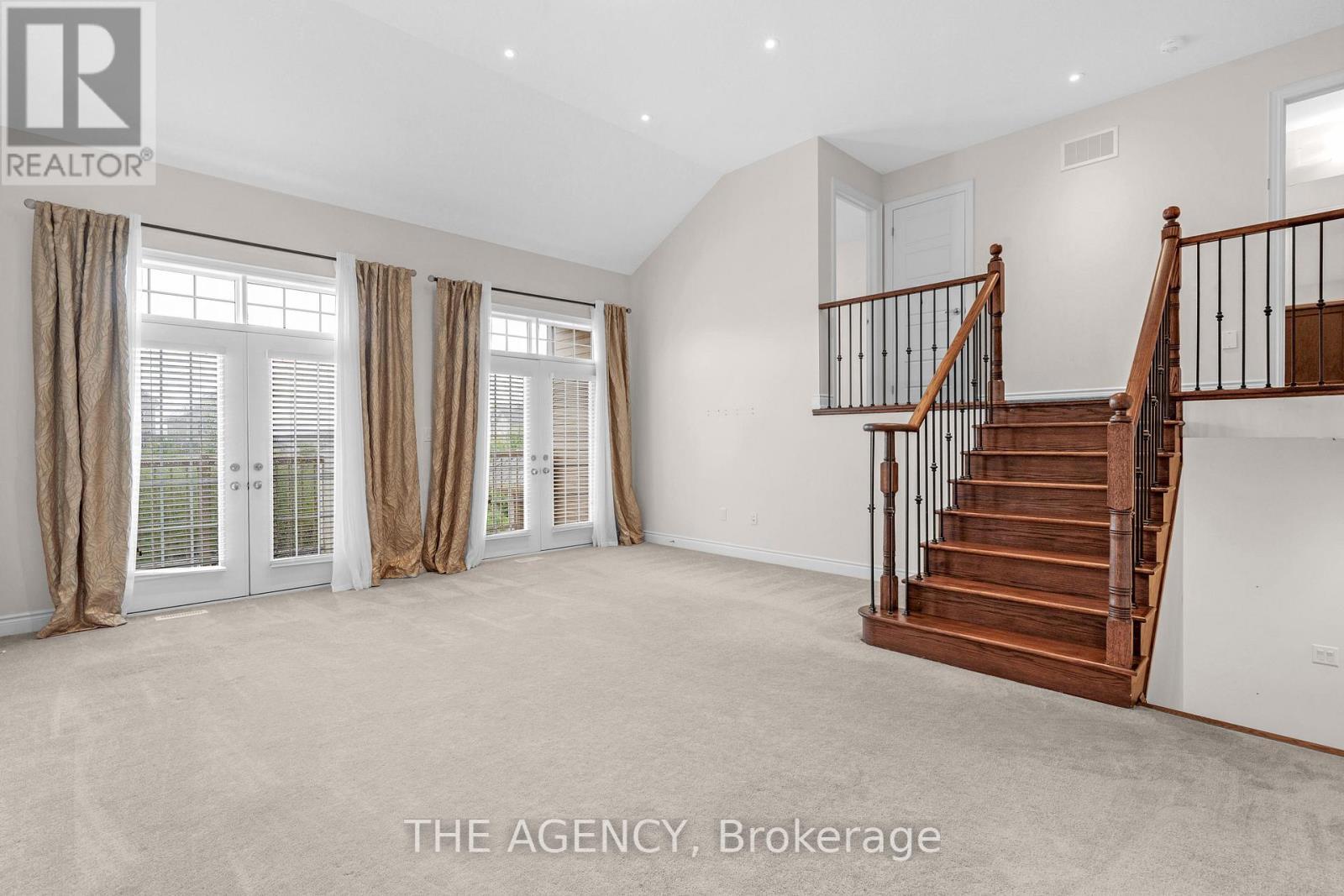 223 Thompson Road, Haldimand, ON - Indoor Photo Showing Other Room