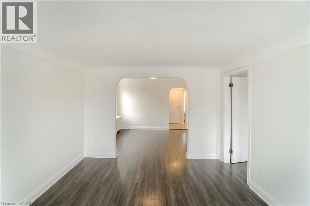 160 Welland Avenue, St. Catharines, ON - Indoor Photo Showing Other Room