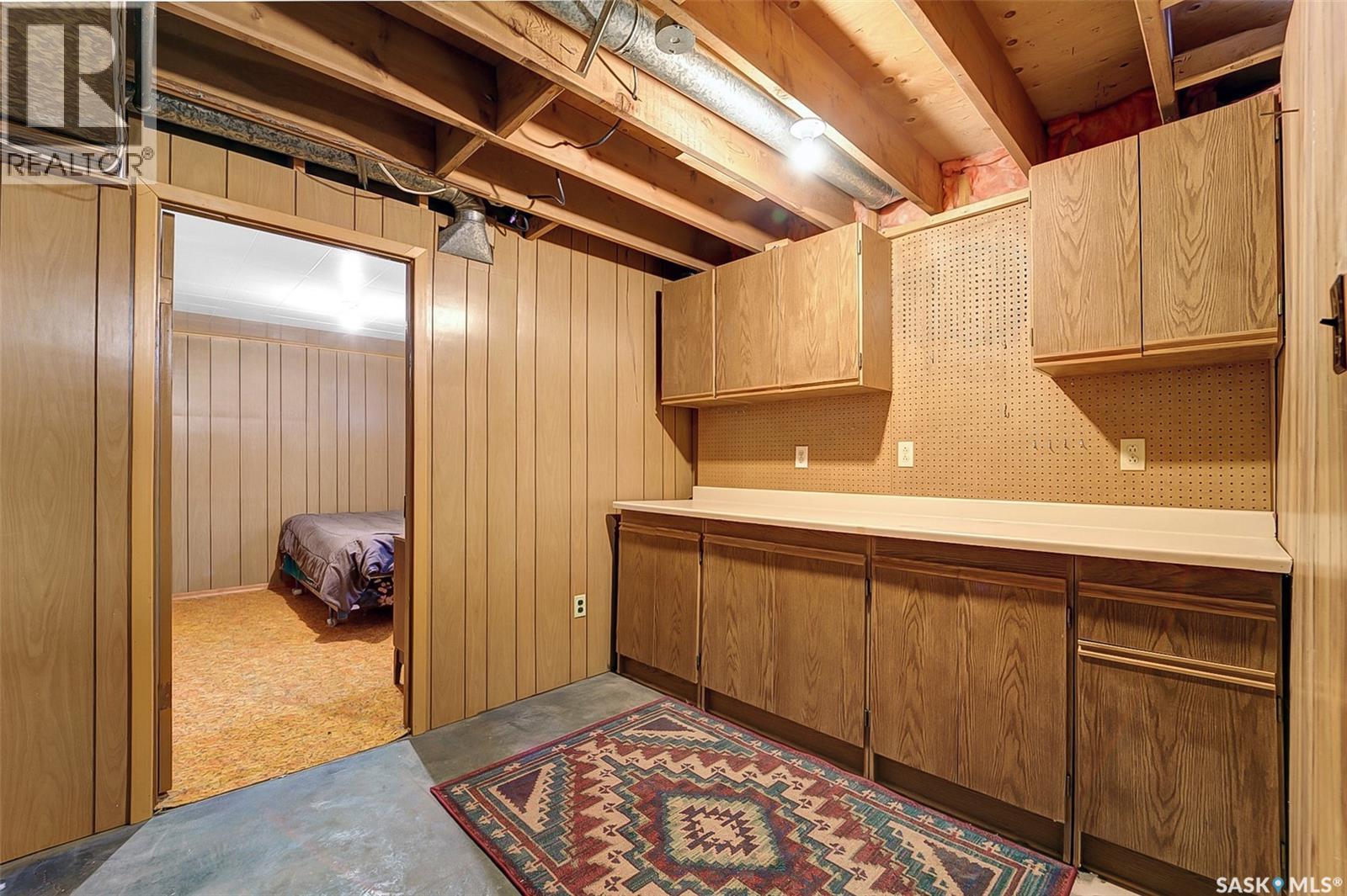 211 Main Street, Vanscoy, SK - Indoor Photo Showing Basement