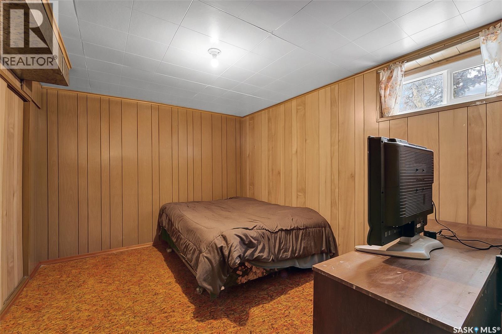 211 Main Street, Vanscoy, SK - Indoor Photo Showing Other Room