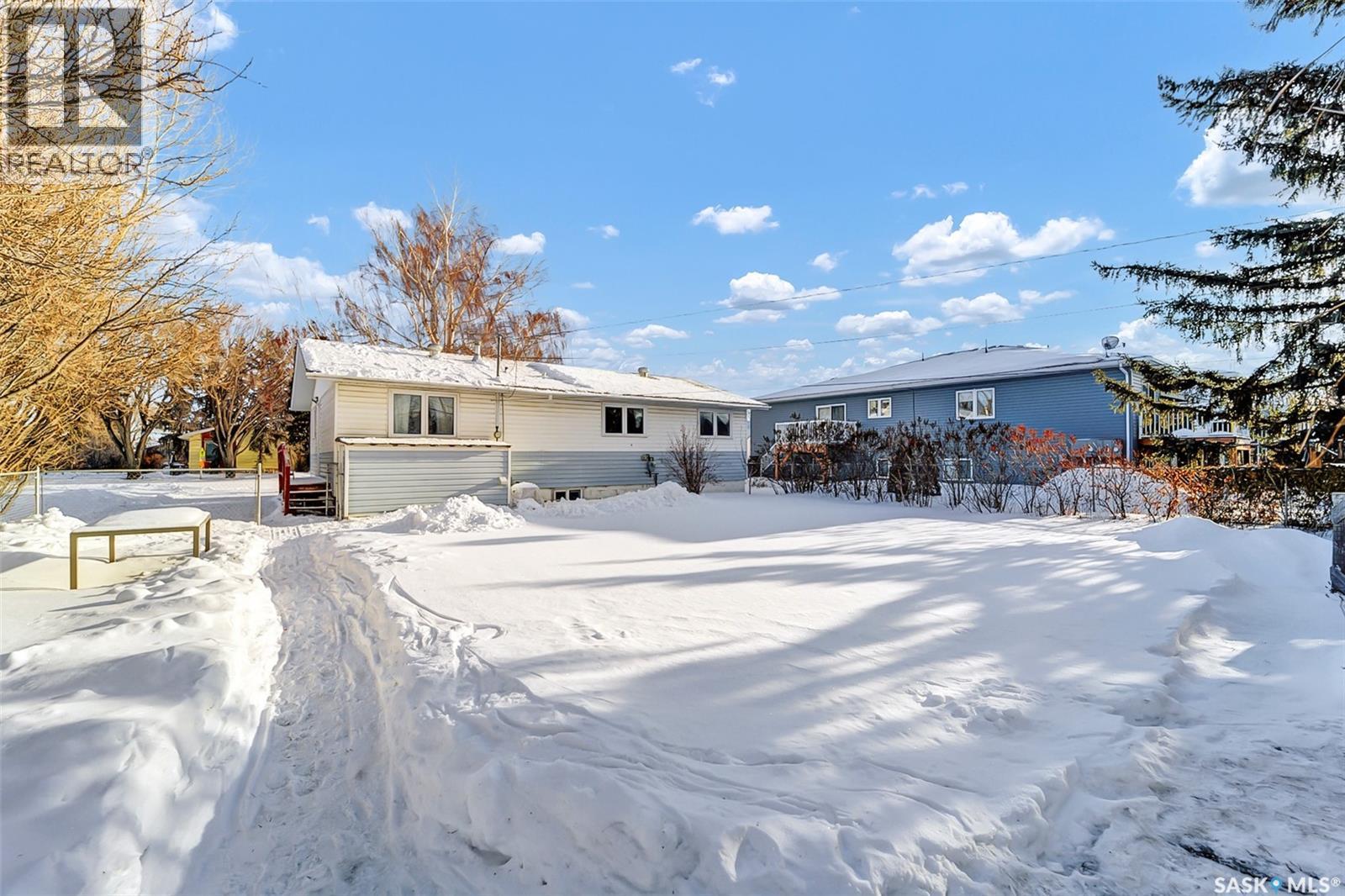 211 Main Street, Vanscoy, SK - Outdoor