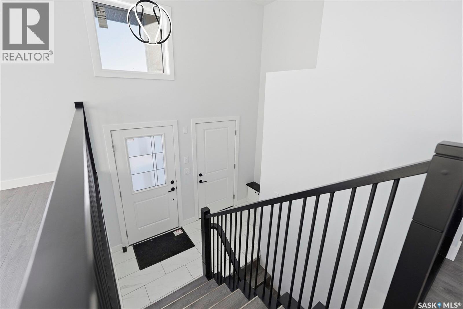 400 Eldorado Street, Warman, SK - Indoor Photo Showing Other Room