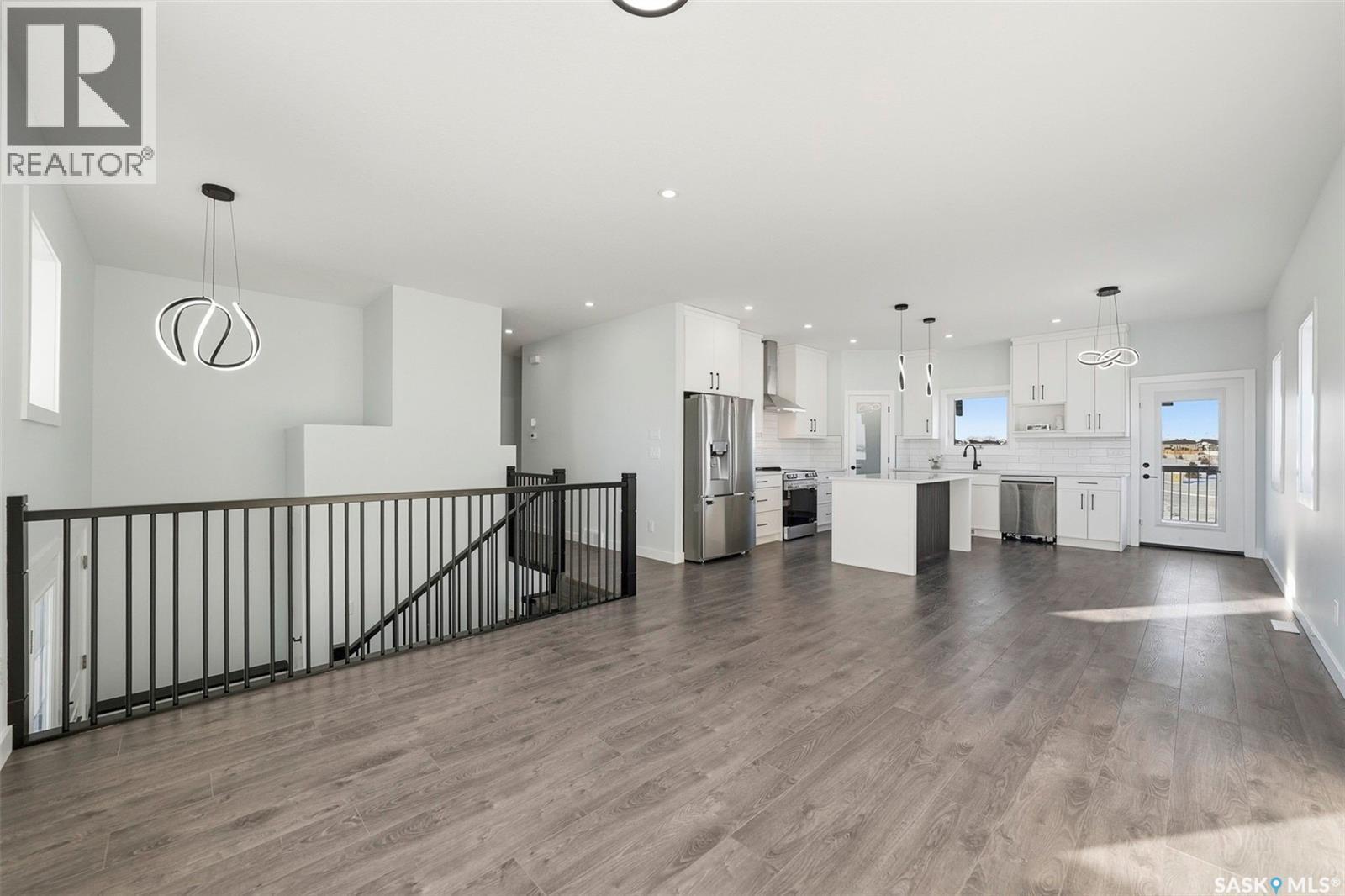 400 Eldorado Street, Warman, SK - Indoor