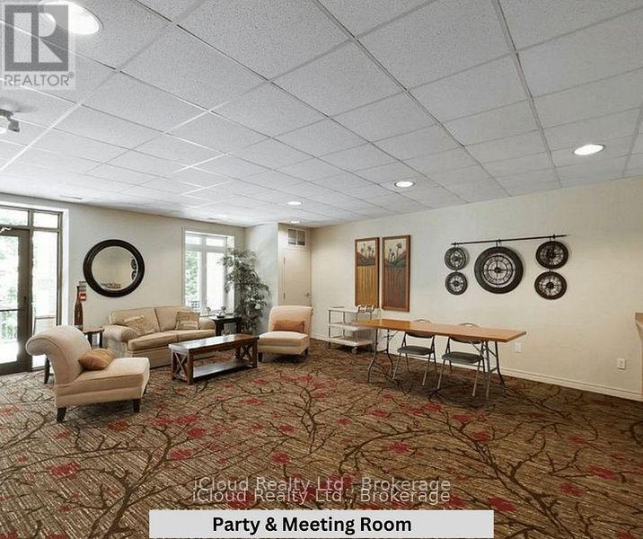 408 - 443 Centennial Forest Drive, Milton, ON - Indoor Photo Showing Other Room