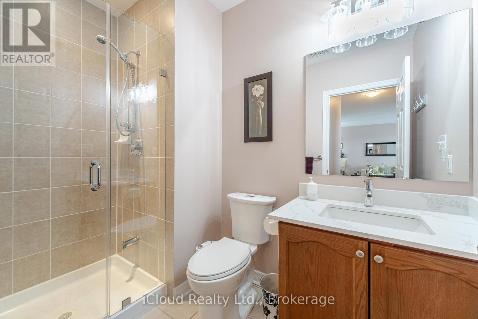 408 - 443 Centennial Forest Drive, Milton, ON - Indoor Photo Showing Bathroom