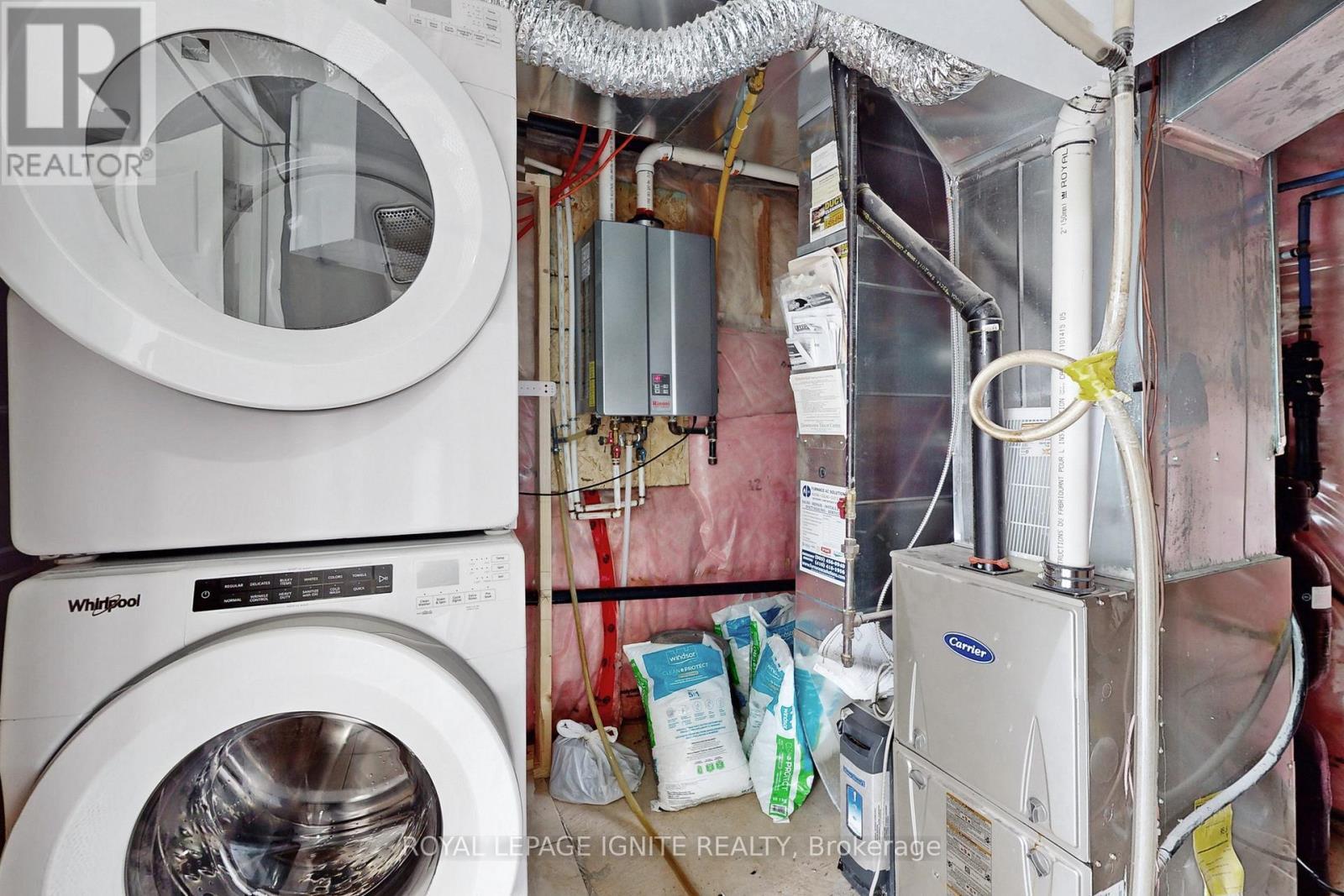 24 Arrowpoint Drive, Brampton, ON - Indoor Photo Showing Laundry Room
