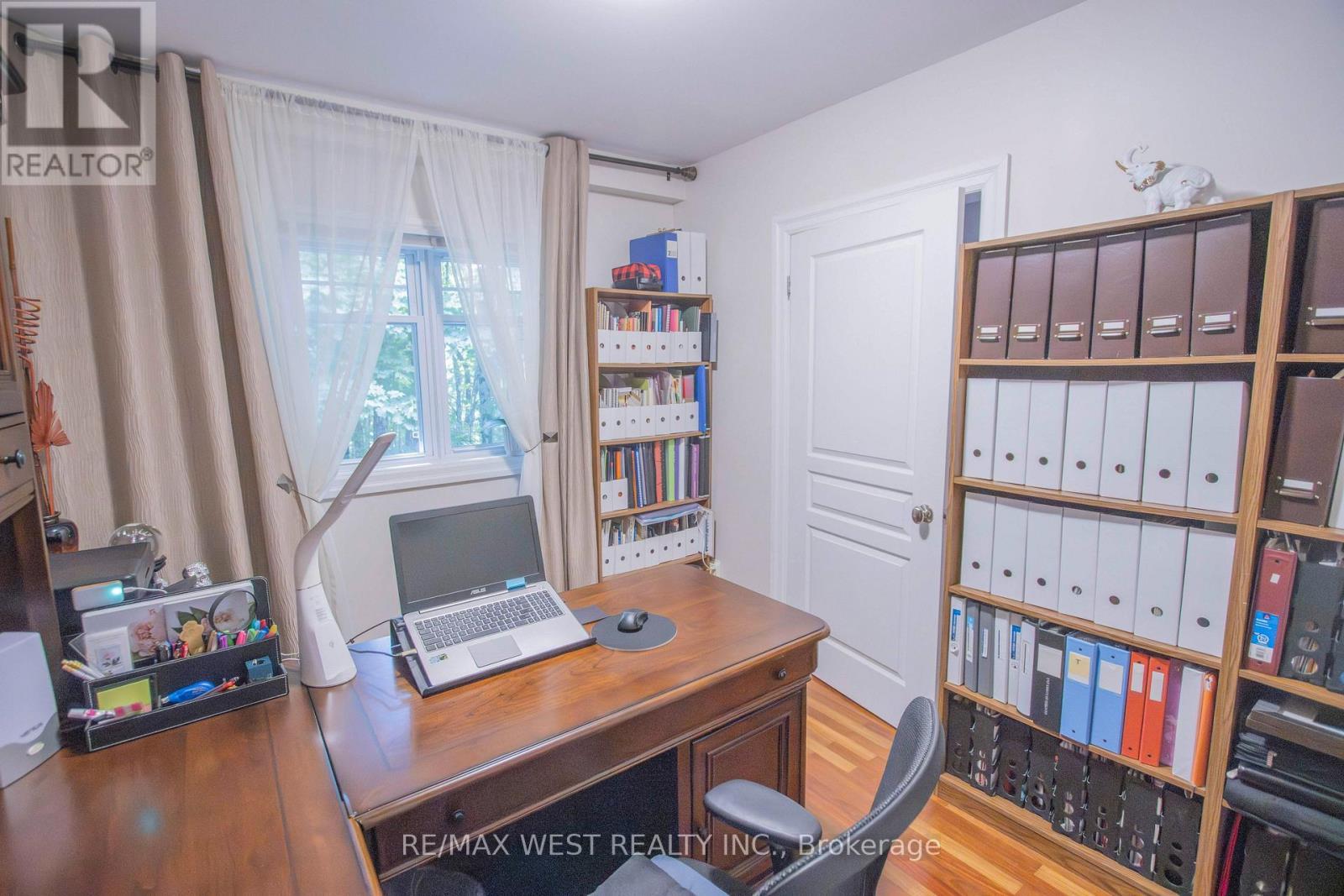 1158 Lorne Lane, Dysart Et Al, ON - Indoor Photo Showing Office