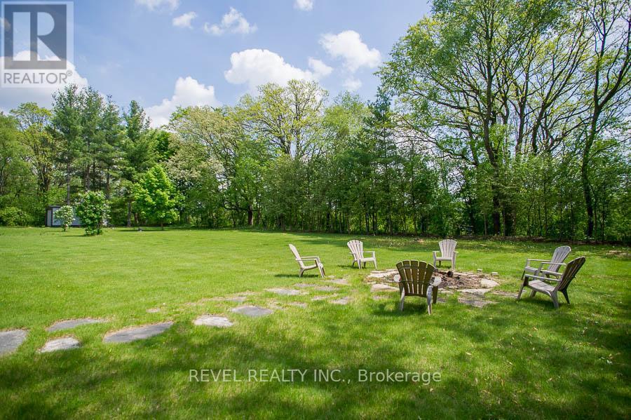 92 Highland Drive, Brantford, ON - Outdoor