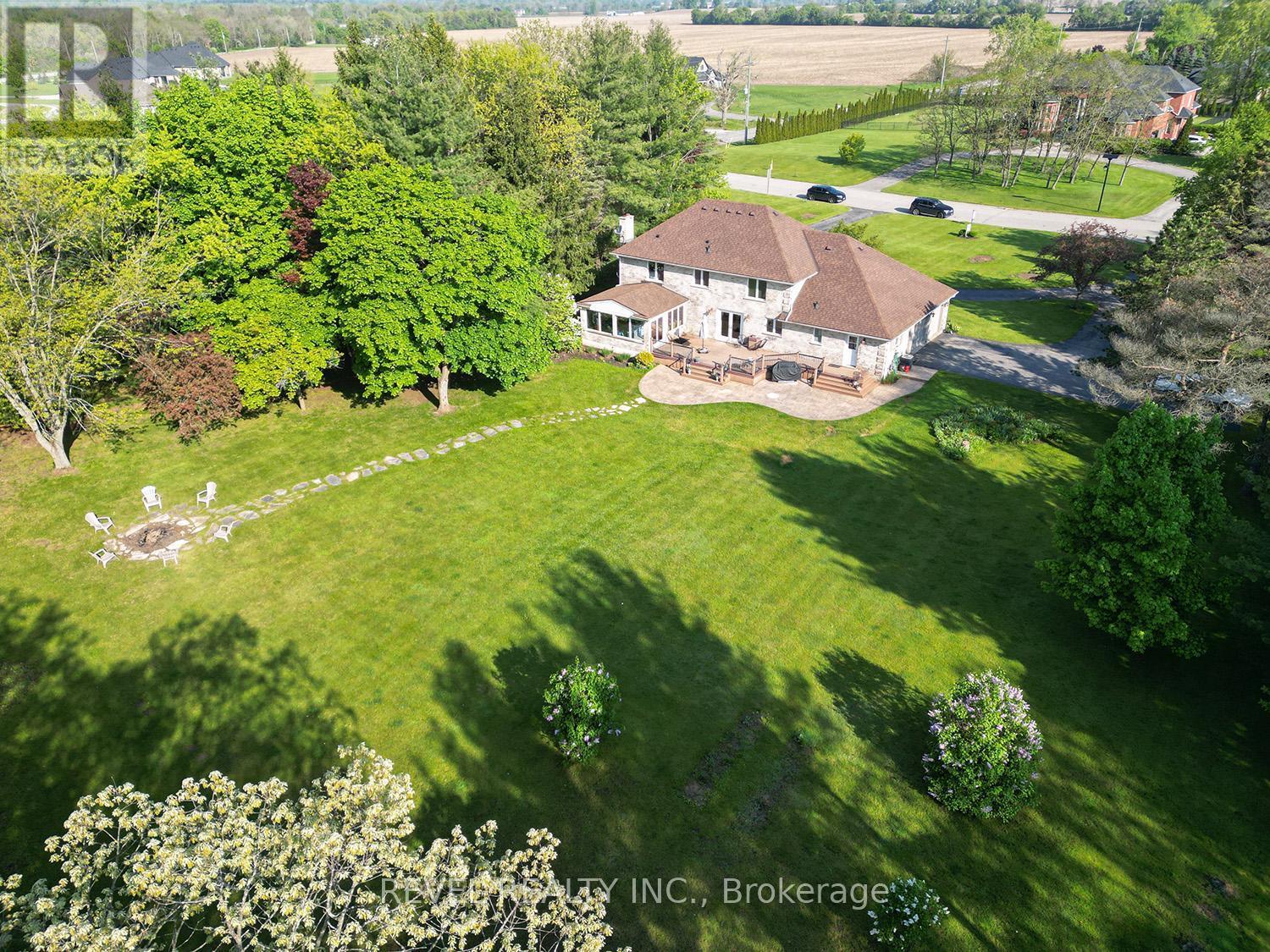 92 Highland Drive, Brantford, ON - Outdoor With View