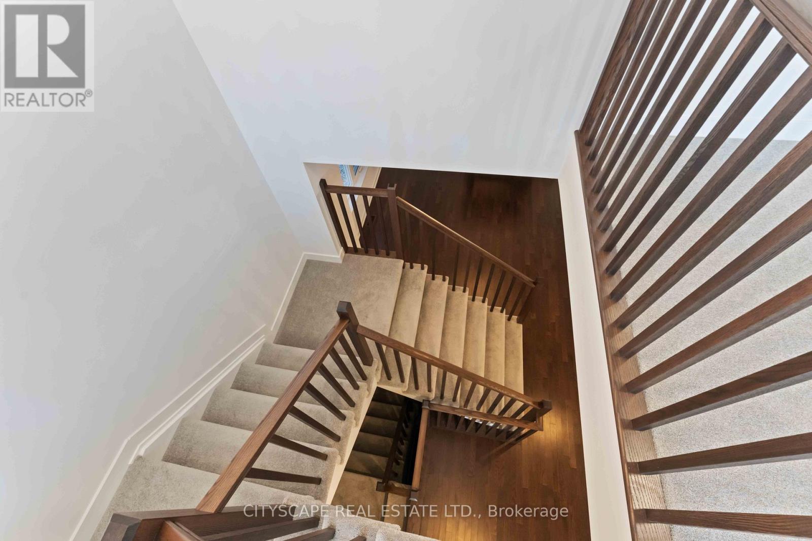 617 Kenabeek Terrace, Ottawa, ON - Indoor Photo Showing Other Room