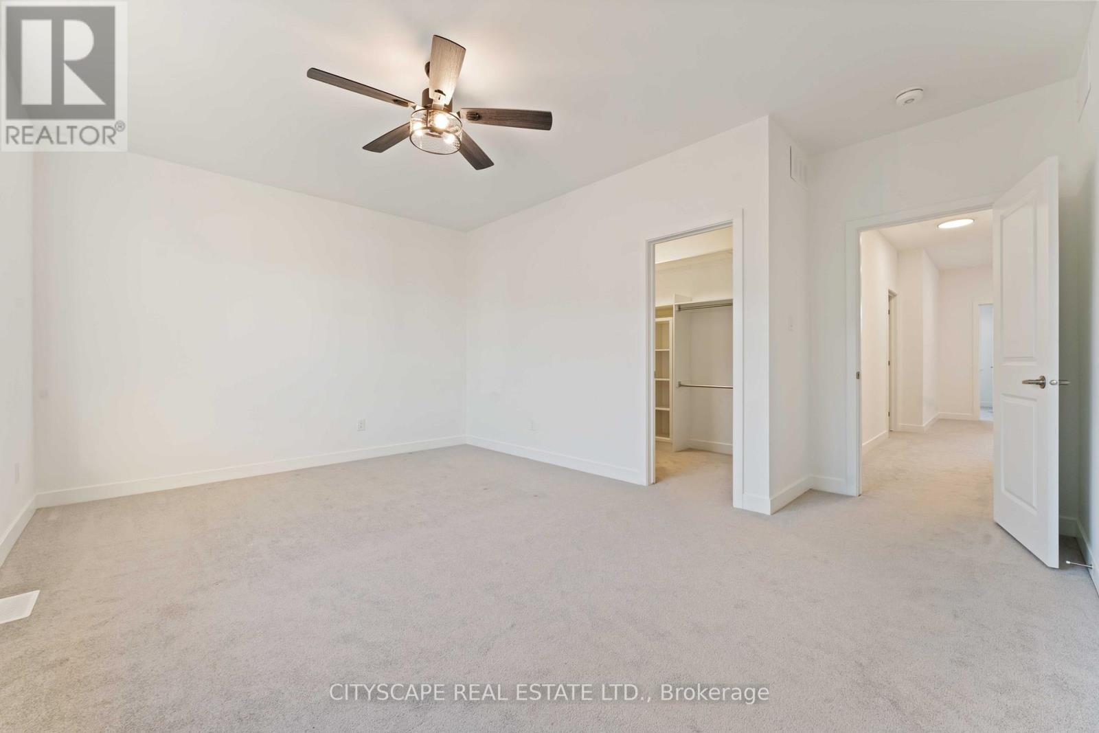 617 Kenabeek Terrace, Ottawa, ON - Indoor Photo Showing Other Room