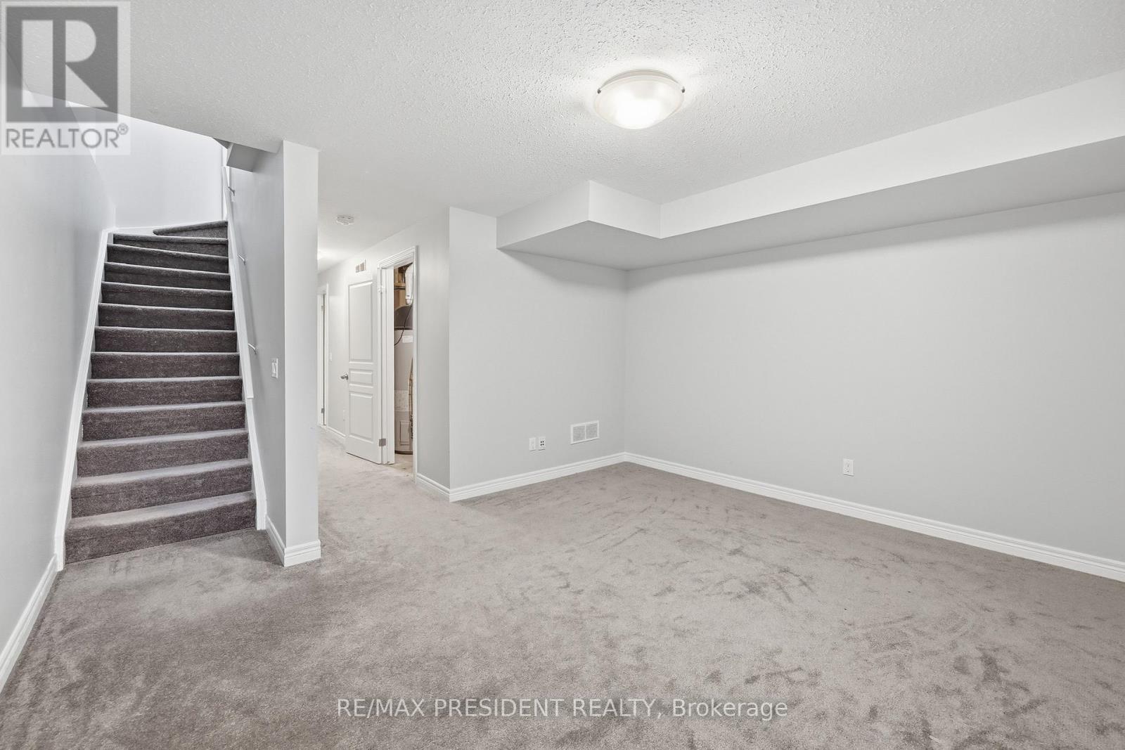 26 - 7768 Ascot Circle, Niagara Falls, ON - Indoor Photo Showing Other Room