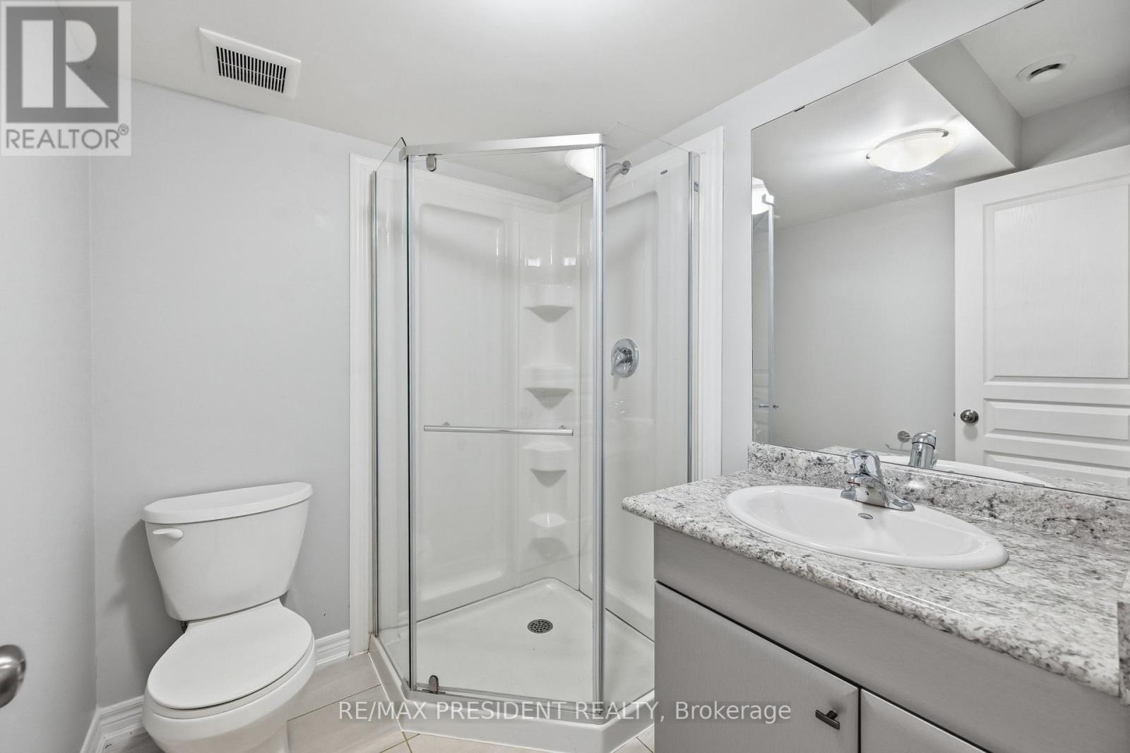 26 - 7768 Ascot Circle, Niagara Falls, ON - Indoor Photo Showing Bathroom