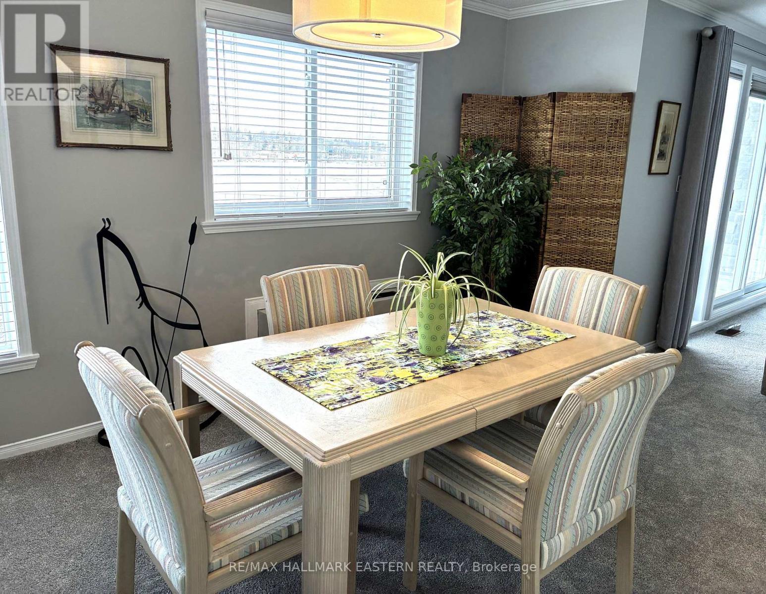 304C - 1099 Clonsilla Avenue Sw, Peterborough (Otonabee Ward 1), ON - Indoor Photo Showing Dining Room