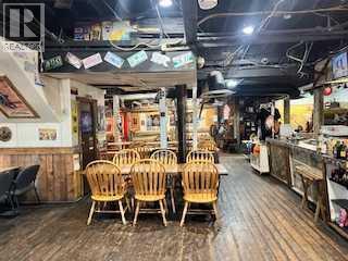 5004 50 Avenue, Forestburg, AB