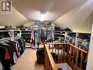 5004 50 Avenue, Forestburg, AB