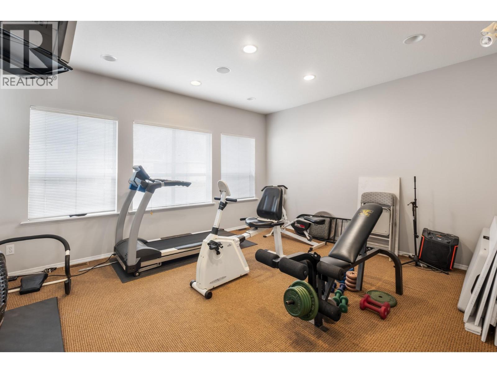 3788 Bird Place Unit# 146, Kelowna, BC - Indoor Photo Showing Gym Room