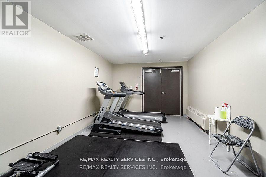 112 - 5317 Upper Middle Road, Burlington, ON - Indoor Photo Showing Gym Room