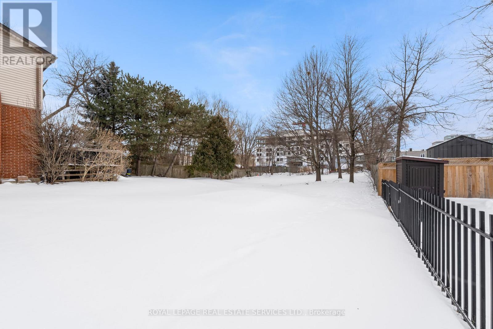 2386 Sovereign Street, Oakville, ON