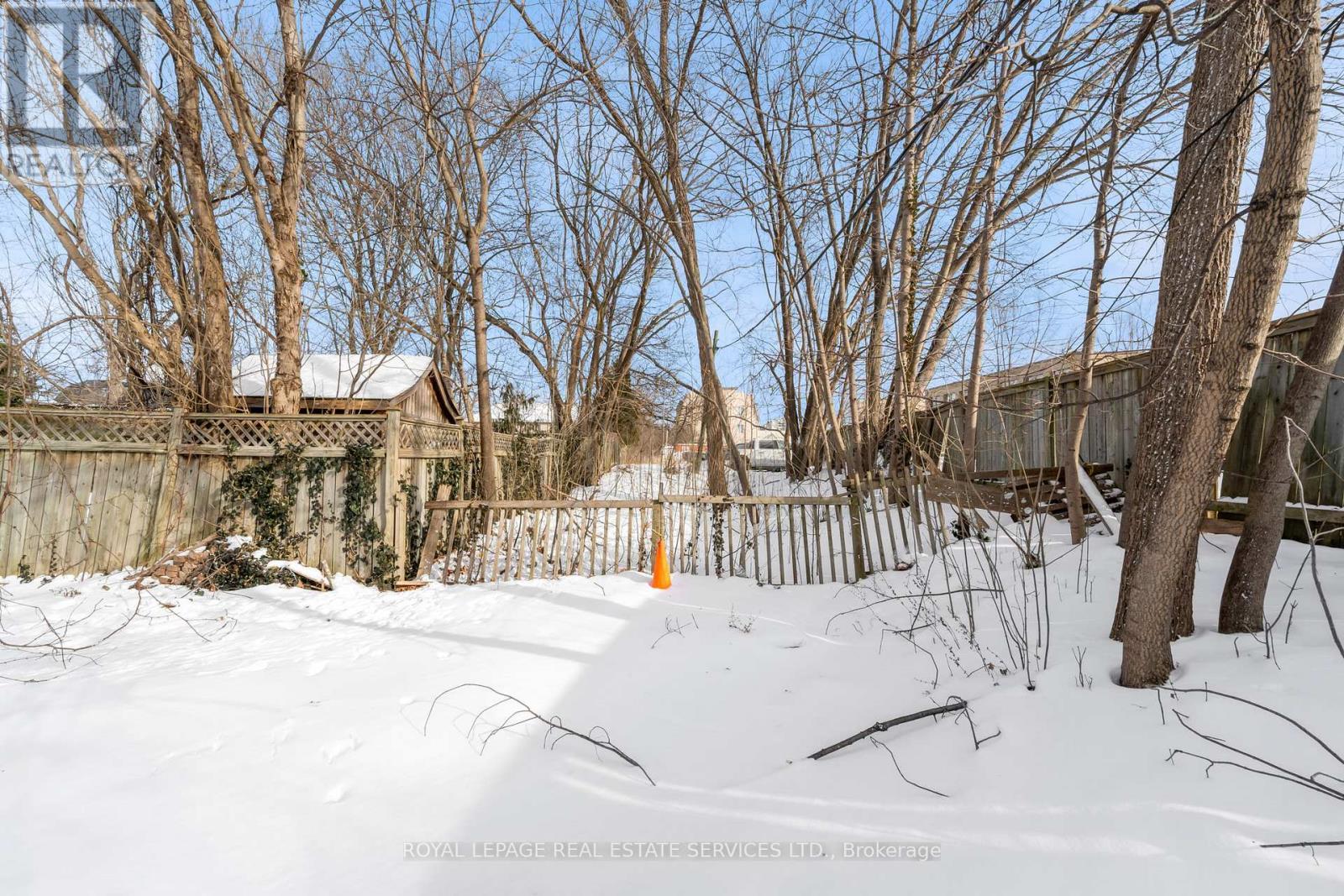 2386 Sovereign Street, Oakville, ON