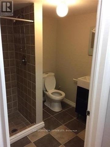3045 Mission Hill Drive, Mississauga, ON - Indoor Photo Showing Bathroom