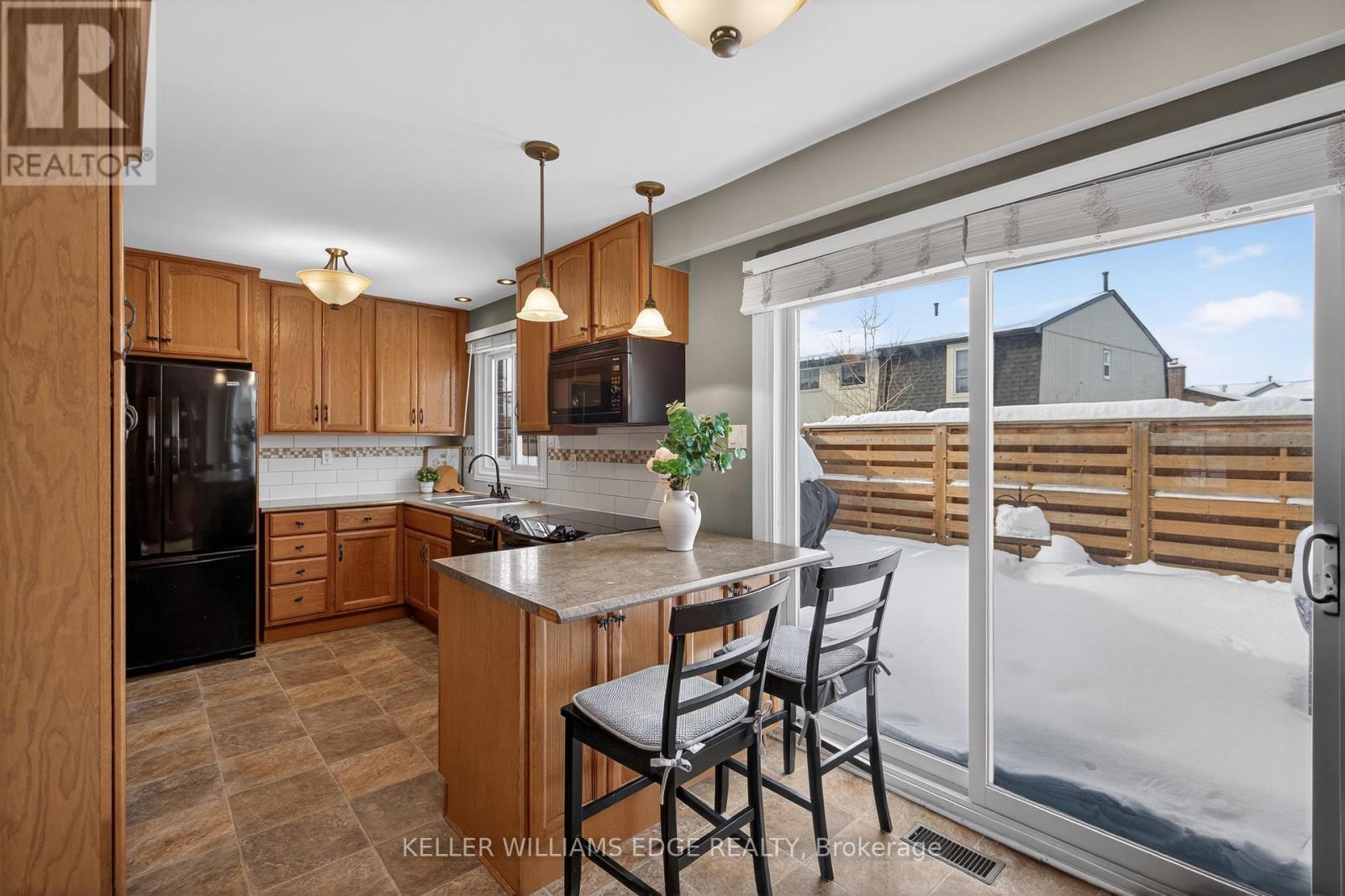 31 - 3049 Glencrest Road, Burlington, ON - Indoor