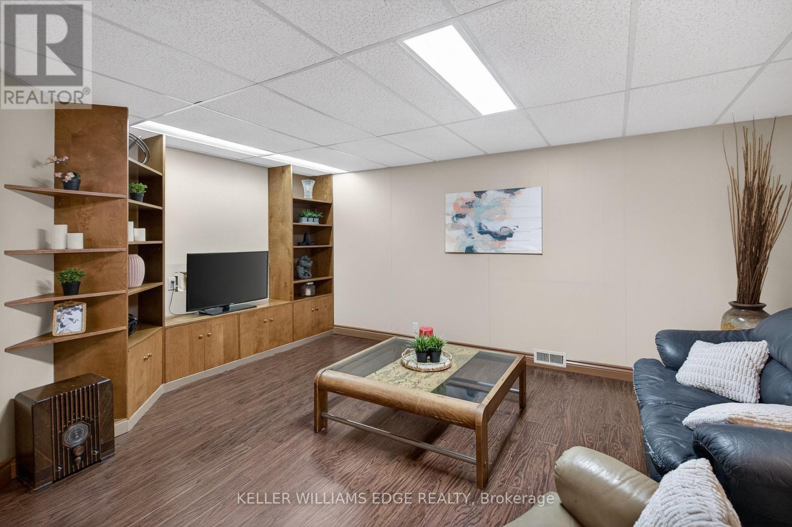 31 - 3049 Glencrest Road, Burlington, ON - Indoor