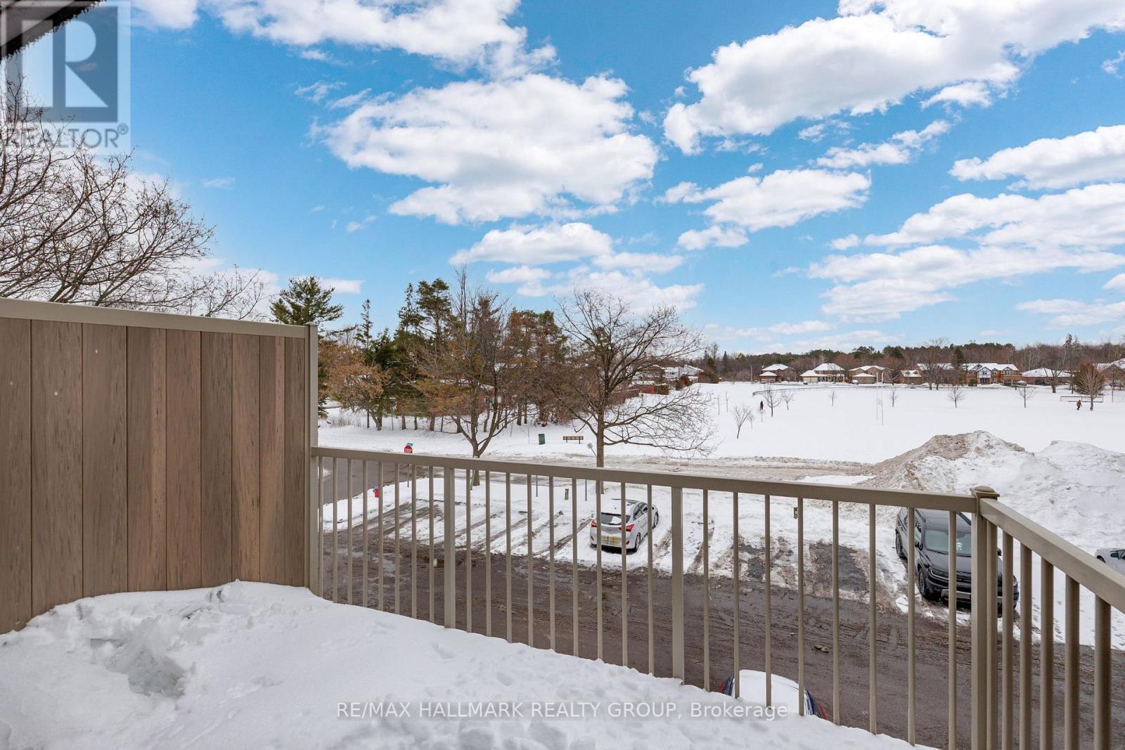 F - 3070 Councillor'S Way, Ottawa, ON