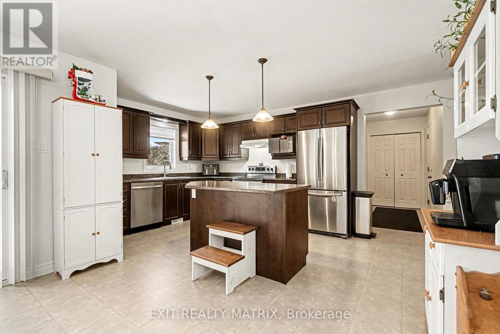 28 Honore Crescent, The Nation, ON