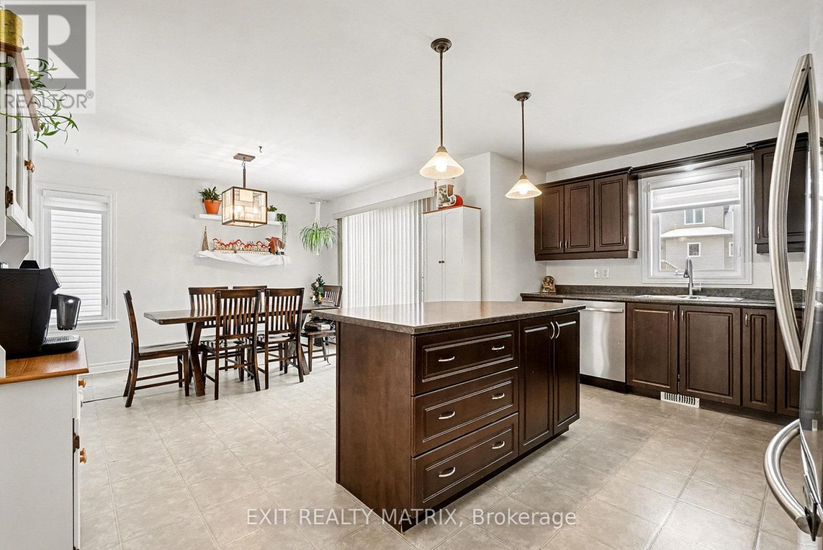 28 Honore Crescent, The Nation, ON