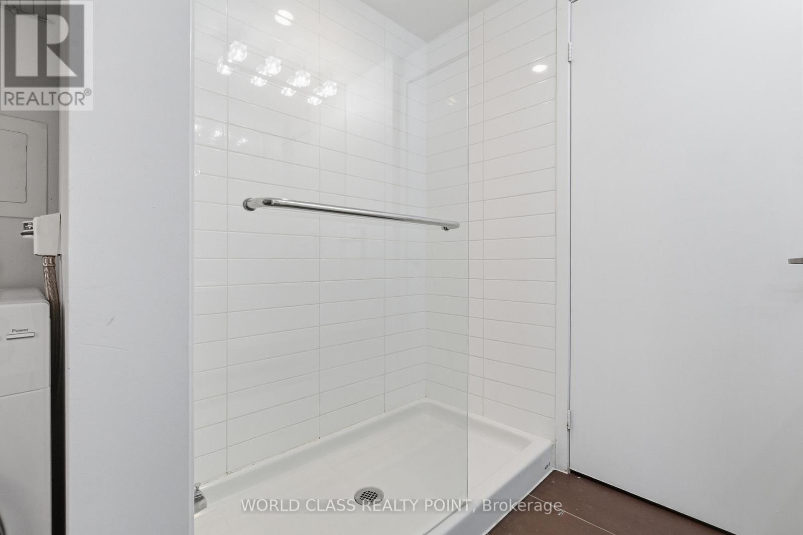 516 - 38 Dan Leckie Way, Toronto, ON - Indoor Photo Showing Bathroom