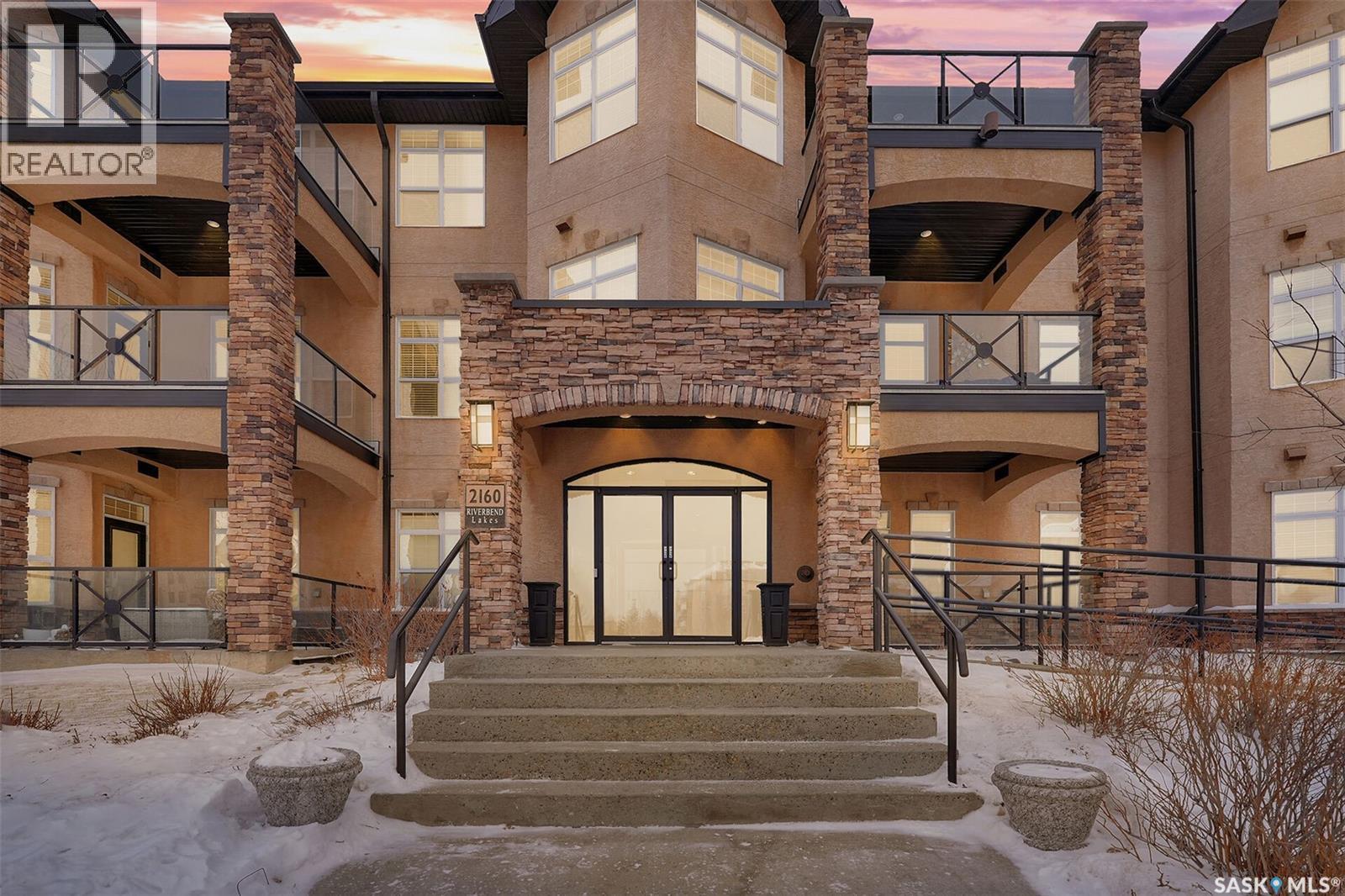 301 2160 Heseltine Road, Regina, SK - Outdoor With Balcony With Exterior