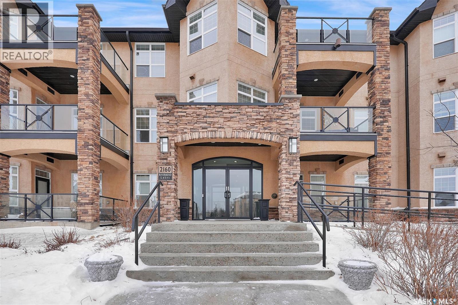 301 2160 Heseltine Road, Regina, SK - Outdoor With Balcony With Facade