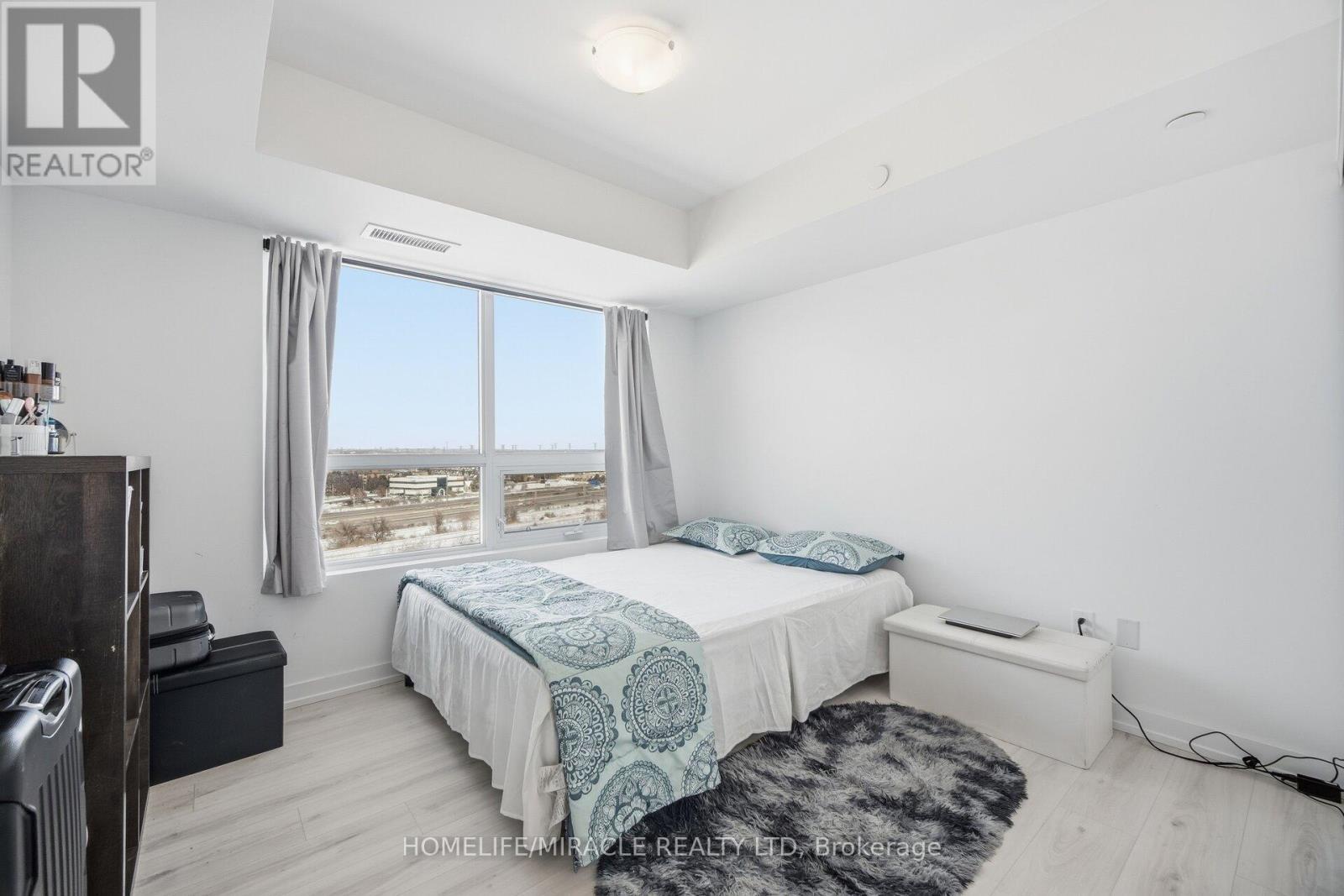 1110 - 1435 Celebration Drive, Pickering, ON - Indoor Photo Showing Bedroom