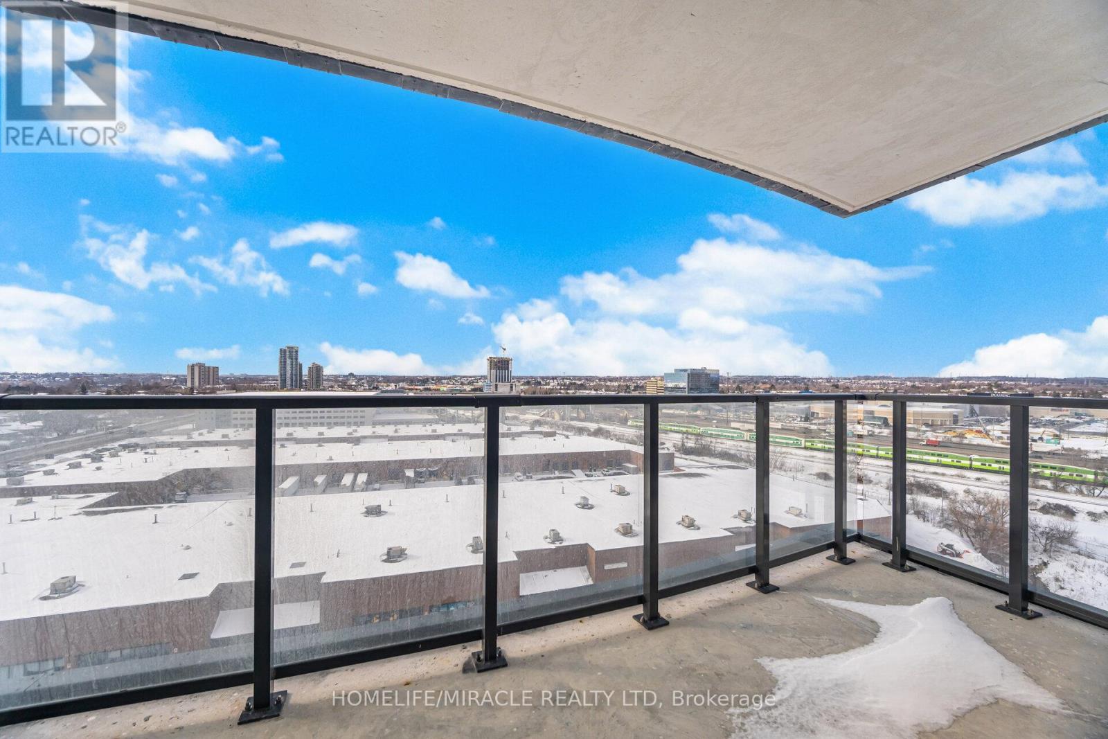 1110 - 1435 Celebration Drive, Pickering, ON - Outdoor With View