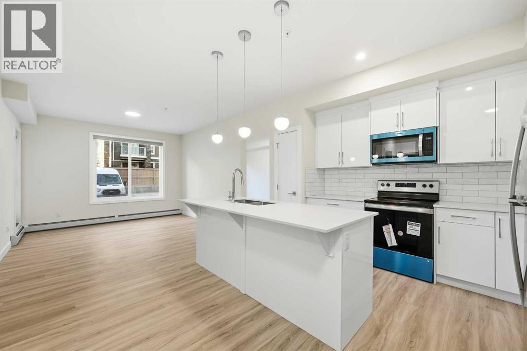 2119, 15 Skyview Point Crescent Ne, Calgary, AB - Indoor Photo Showing Kitchen With Upgraded Kitchen