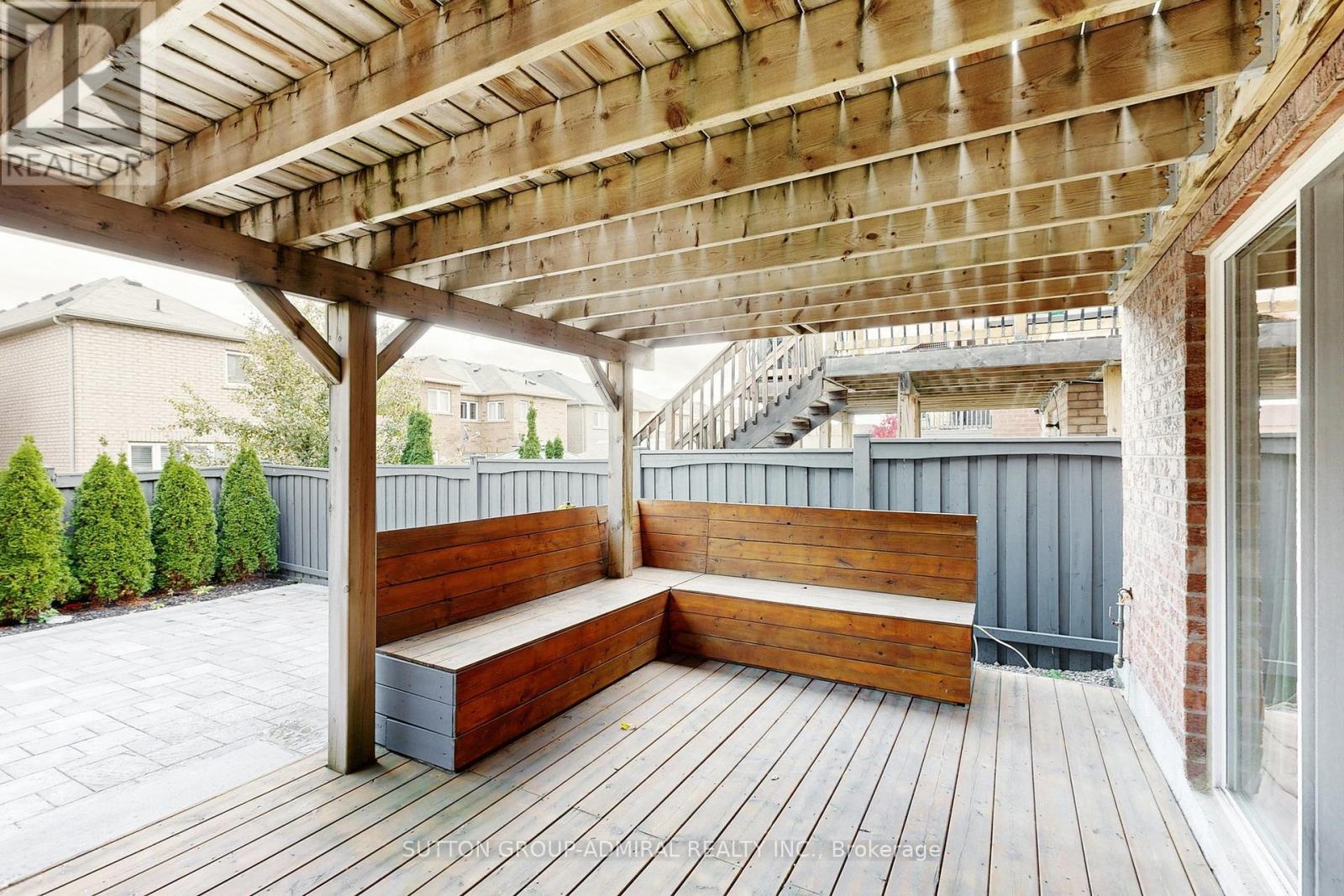 106 Big Hill Crescent, Vaughan, ON - Outdoor With Deck Patio Veranda With Exterior