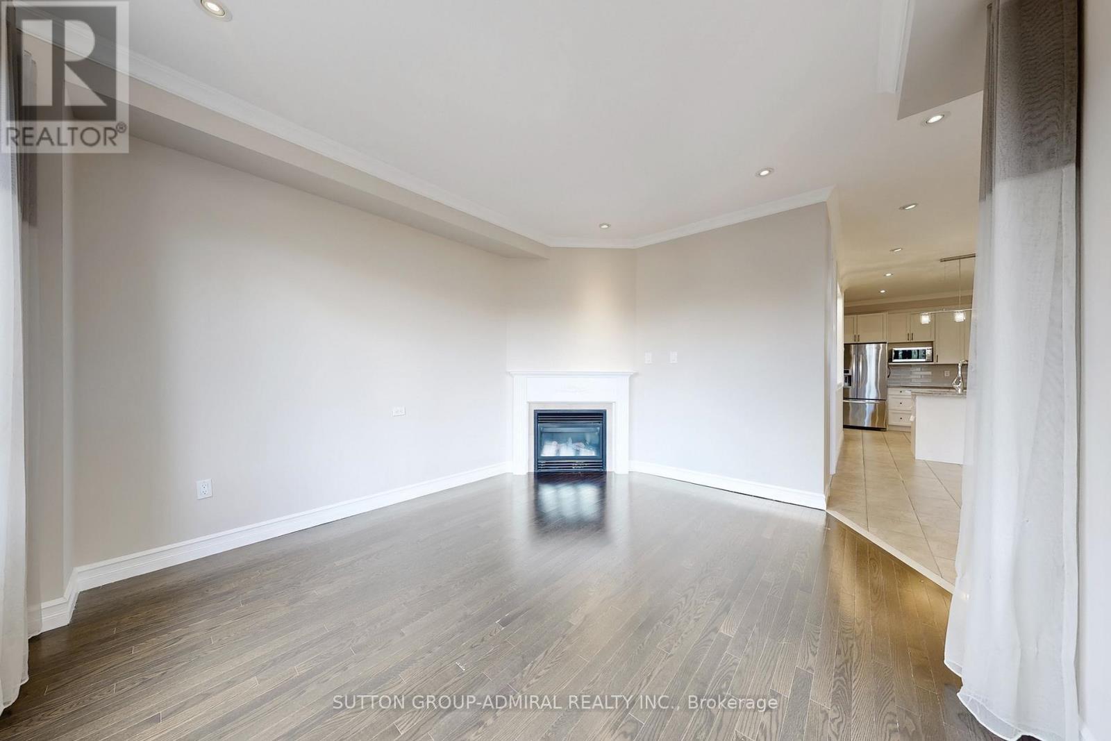 106 Big Hill Crescent, Vaughan, ON - Indoor Photo Showing Other Room With Fireplace
