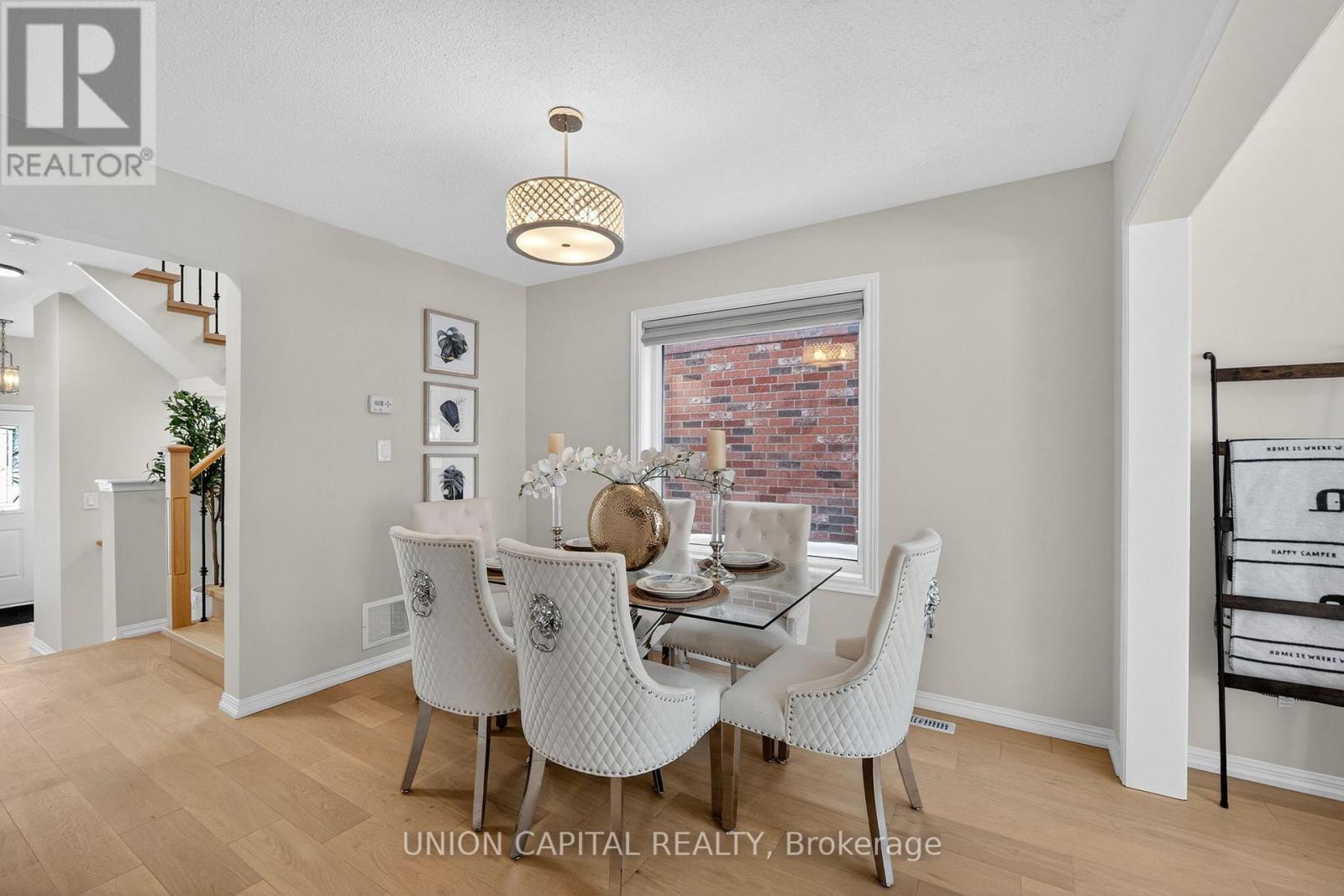 115 Ken Laushway Avenue, Whitchurch-Stouffville, ON - Indoor Photo Showing Dining Room