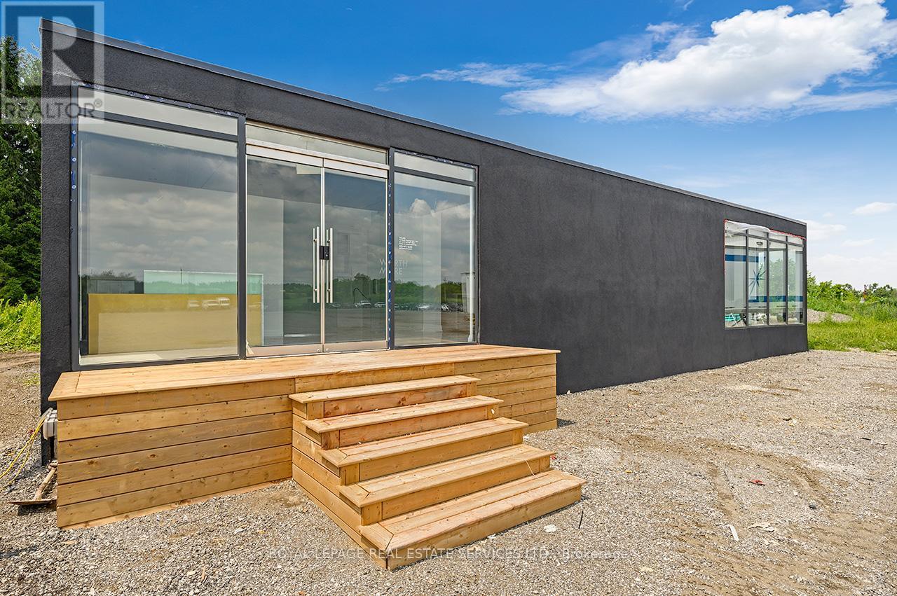 Building #2 - 11840 Keele Street, Vaughan, ON - Outdoor