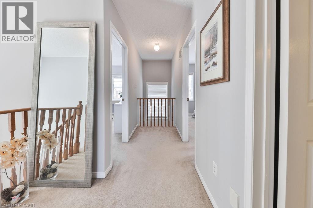 2185 Sutton Drive, Burlington, ON - Indoor Photo Showing Other Room