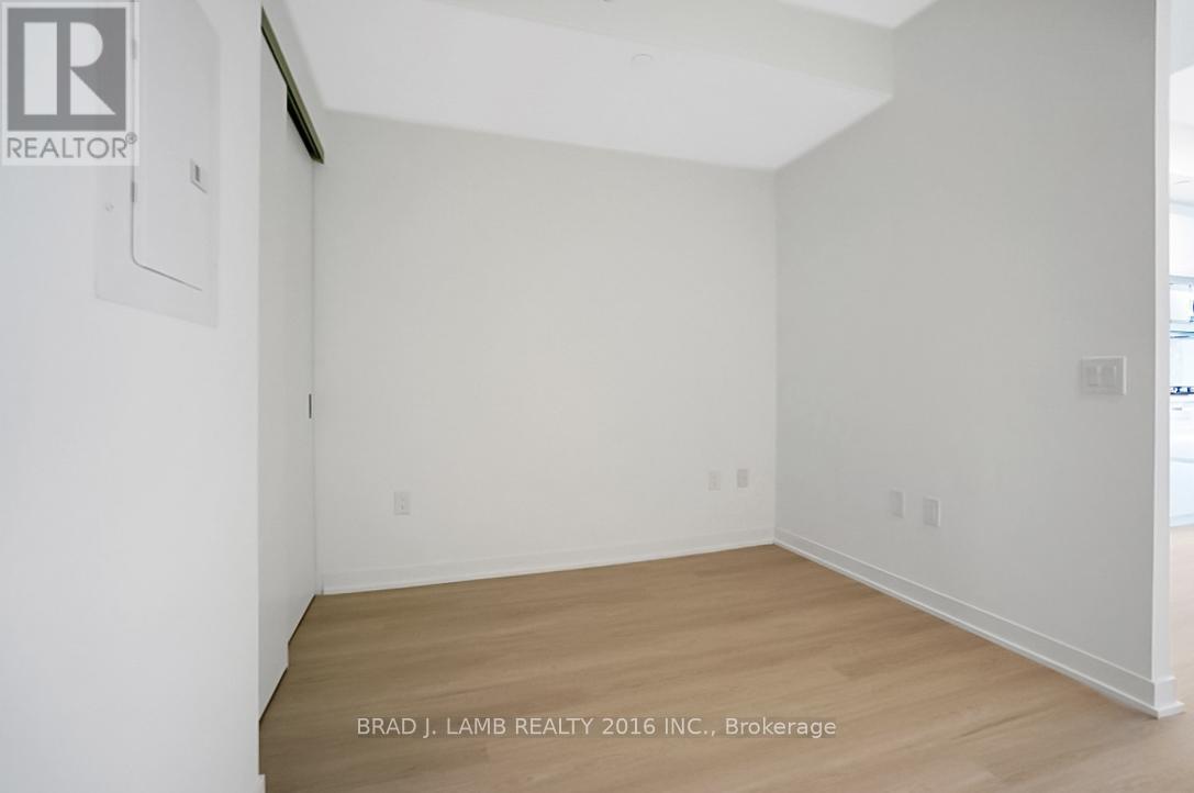 607 - 195 Mccaul Street, Toronto, ON - Indoor Photo Showing Other Room