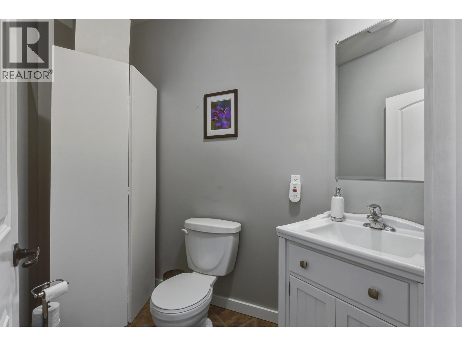 2129 South Lakeside Drive, Williams Lake, BC - Indoor Photo Showing Bathroom