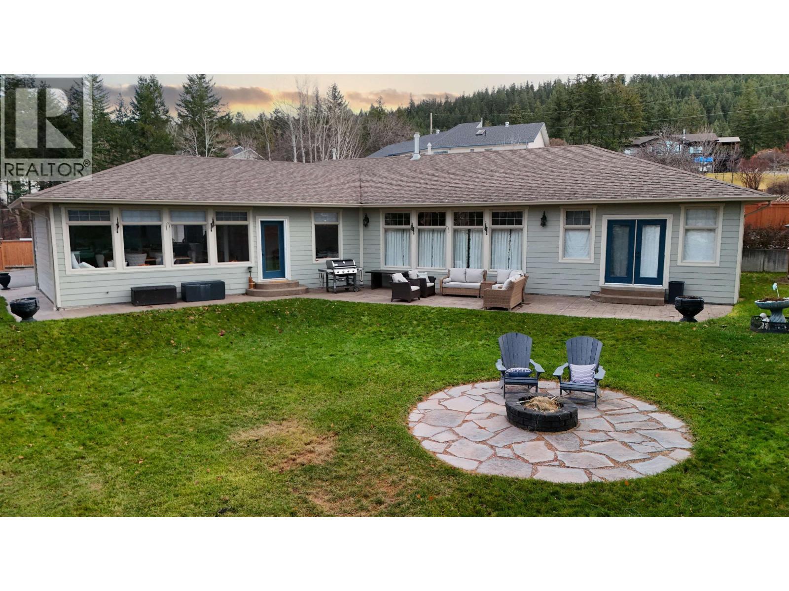2129 South Lakeside Drive, Williams Lake, BC - Outdoor With Deck Patio Veranda