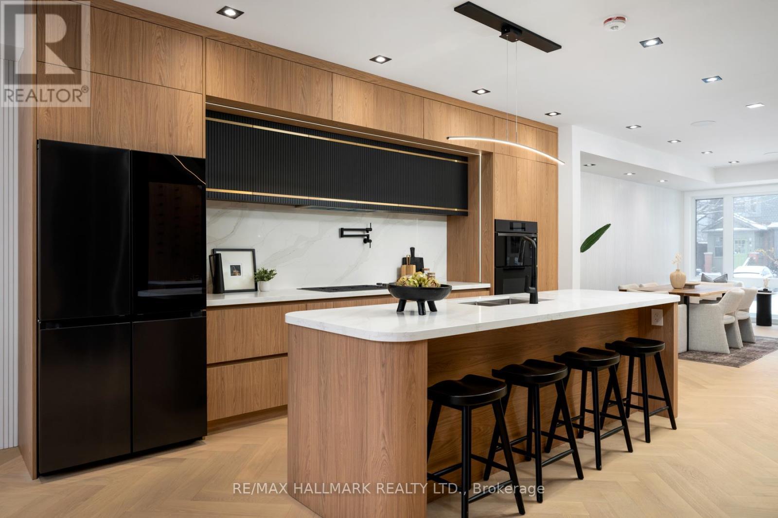 15 Cruikshank Avenue, Toronto, ON - Indoor Photo Showing Other Room